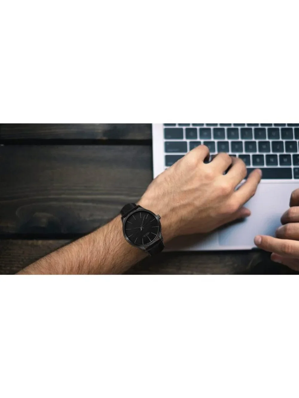 Men's All Black Analog Leather Band Ultra-Thin Minimalist Waterproof Wrist Watch